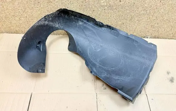 Volkswagen Golf VIII Front wheel arch liner splash guards 5H0805969B