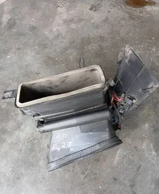 Mercedes-Benz Sprinter W901 W902 W903 W904 Interior heater climate box assembly housing 663329W