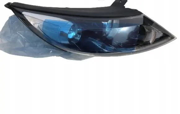 KIA Sportage Headlight/headlamp 921023W120