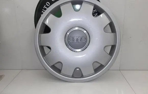 Audi A6 S6 C5 4B R16 wheel hub/cap/trim 4B0601147C