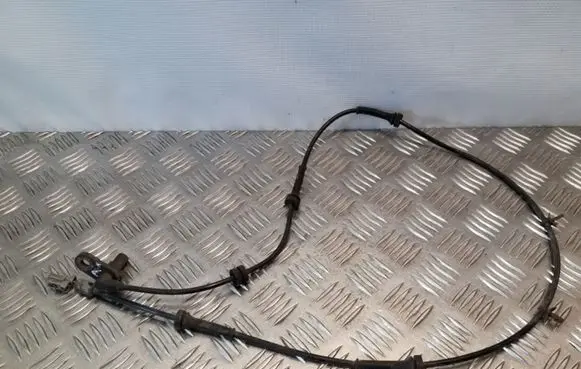 Nissan Primera ABS brake wheel speed sensor 47910AV700