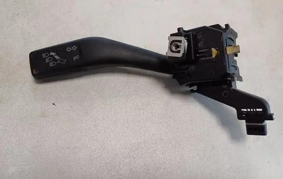 Skoda Octavia Mk2 (1Z) Indicator stalk 1K0953513E