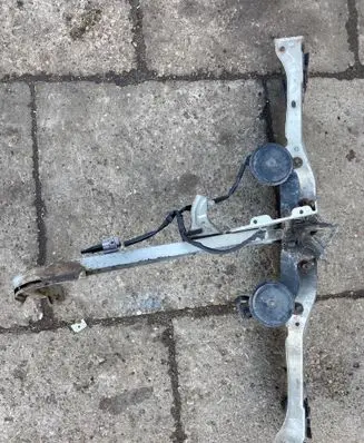 Toyota Avensis T250 Radiator support slam panel bracket 