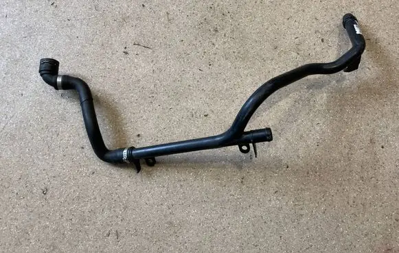 BMW 3 F30 F35 F31 Engine coolant pipe/hose 7619622 7604545