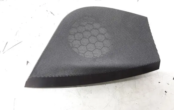Side speaker trim/cover