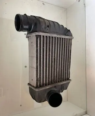 Audi A6 S6 C6 4F Intercooler radiator 4F0145805J