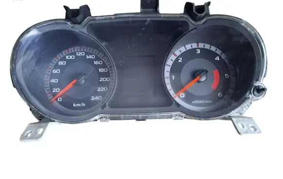 Speedometer (instrument cluster)