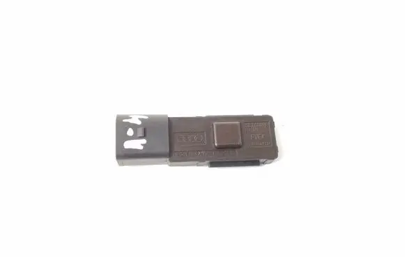 Audi A4 S4 B8 8K Clutch pedal sensor 8K0907658D