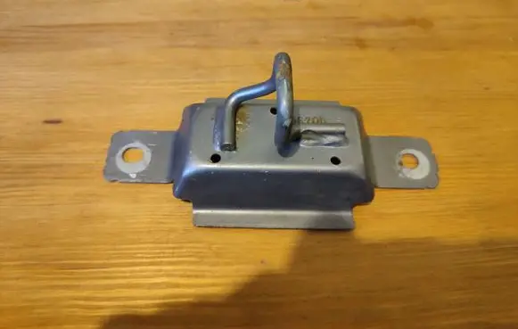 Renault Fluence Engine bonnet/hood lock/latch loop/hook 65620D16 65620D