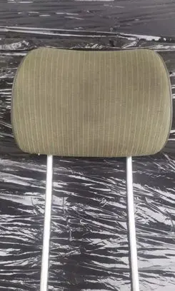 Mercedes-Benz 200 300 W123 Rear seat headrest 