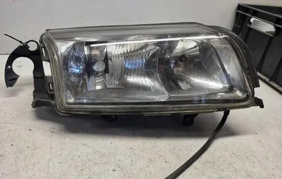 Volvo S80 Headlight/headlamp 