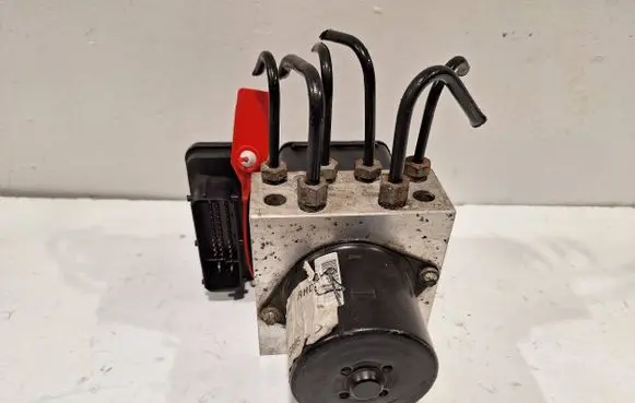 Opel Insignia A ABS Pump 13313805