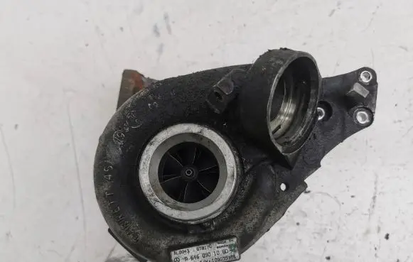 Mercedes-Benz E W211 Turbo A6460901080