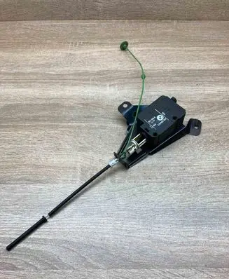 BMW 3 E90 E91 Fuel tank cap lock motor 8352168
