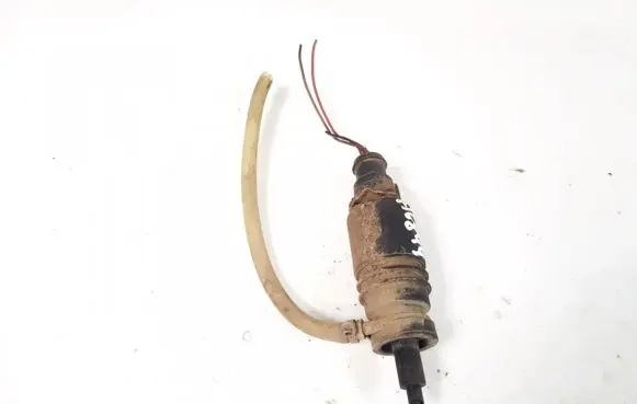 Audi A4 S4 B5 8D Windscreen/windshield washer pump 021168 103773