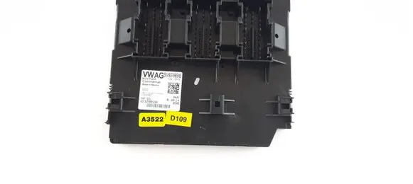 Volkswagen PASSAT B7 Comfort/convenience module 5K0937085AB