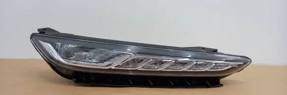 Hyundai Kona I Headlight/headlamp 92208J92
