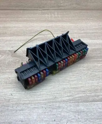 Ford Galaxy Fuse module 1486818473