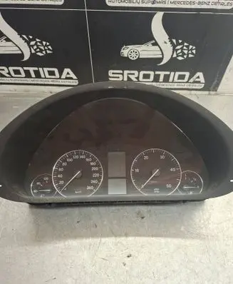 Mercedes-Benz C W203 Speedometer (instrument cluster) A2035404947 110080266005