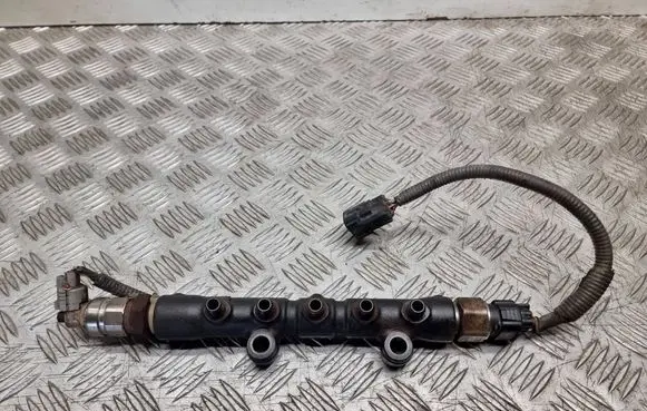 Toyota Avensis T250 Fuel main line pipe 89458 T0Y0TA 460010