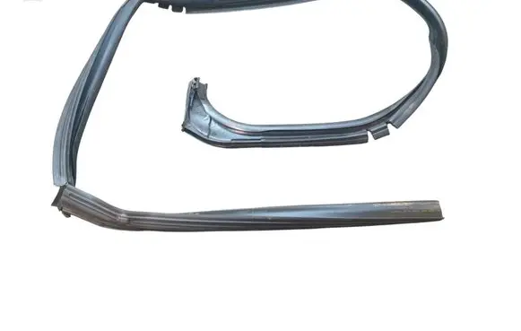 Renault Trafic III (X82) Rubber seal front door window/glass M866G