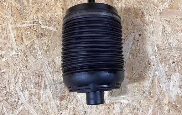 Porsche Macan (95B) Front air suspension shock absorber 95b616001h