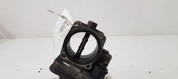 Opel Astra J Throttle valve