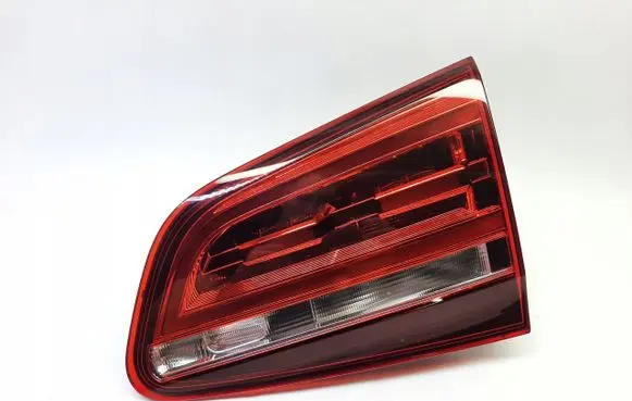 Volkswagen Sharan Tailgate rear/tail lights 7N0945308