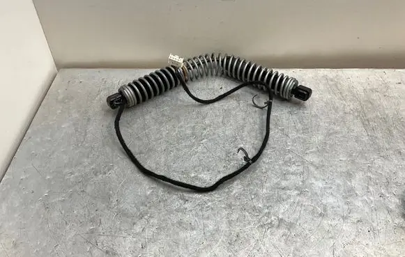 BMW 5 F10 F11 Tailgate/trunk strut/damper 7207010