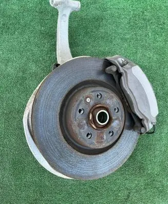 Audi A4 S4 B9 Front wheel hub 8W0407559 9DB20 W805BK