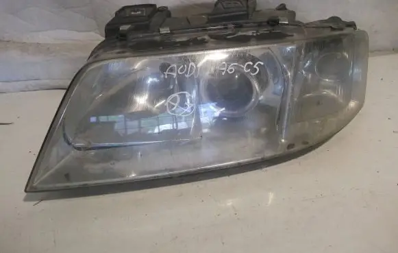 Audi A6 S6 C5 4B Headlight/headlamp