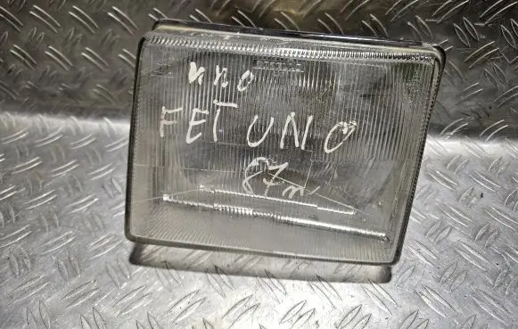 Fiat Uno Headlight/headlamp 39733 HCR20