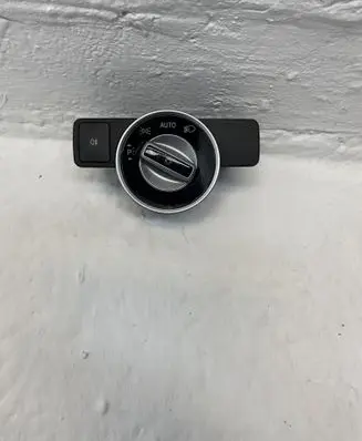 Mercedes-Benz C W204 Light switch A2129050551