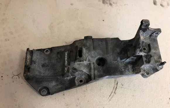 Citroen C5 Generator/alternator bracket 9662169180
