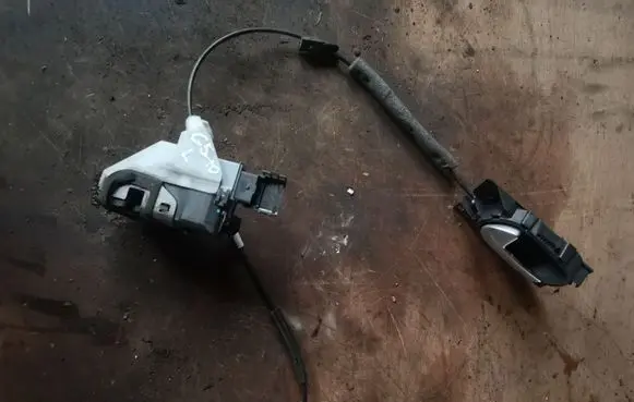 Citroen C5 Rear lock motor A04078
