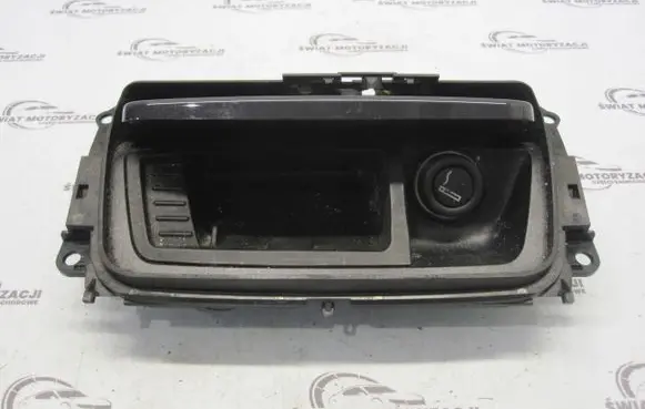 BMW 3 E90 E91 Ashtray (front) 7078571