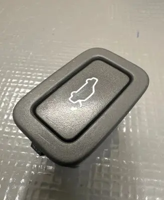 Porsche Cayenne (9Y0 9Y3) Tailgate/trunk/boot open switch 31412055AA