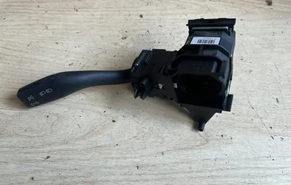 Audi A4 S4 B6 8E 8H Indicator stalk 8E0953513A