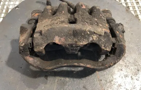 Front brake caliper