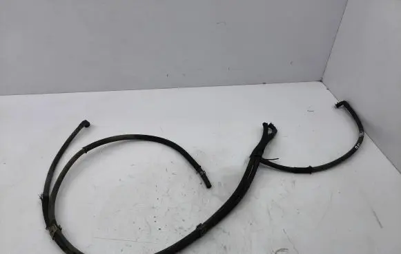 Mercedes-Benz C W204 Engine coolant pipe/hose A2048300996