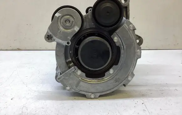 KIA Sportage Generator/alternator 363002U000