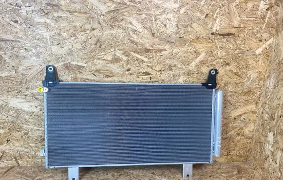 Honda CR-V A/C cooling radiator (condenser)
