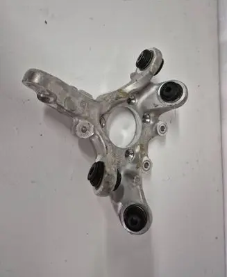 Mercedes-Benz S Z223 Maybach Rear wheel hub spindle/knuckle A2231100
