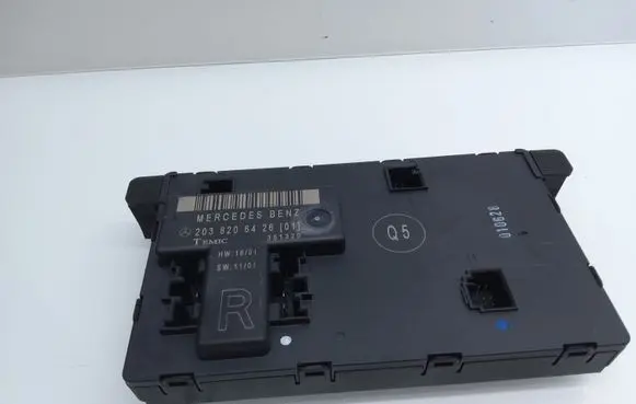 Mercedes-Benz C W203 Door control unit/module 203820642601