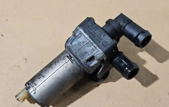 BMW 3 E90 E91 Electric auxiliary coolant/water pump 8369806 0392020068