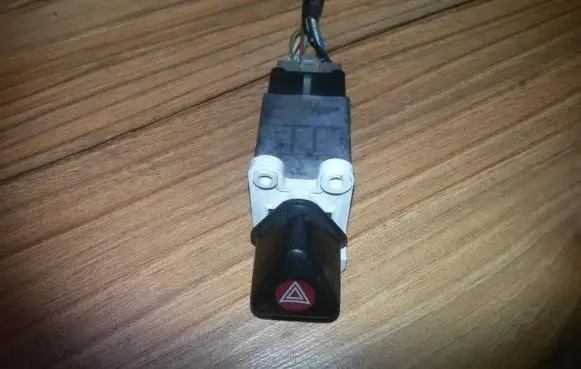 Subaru Legacy Hazard light switch