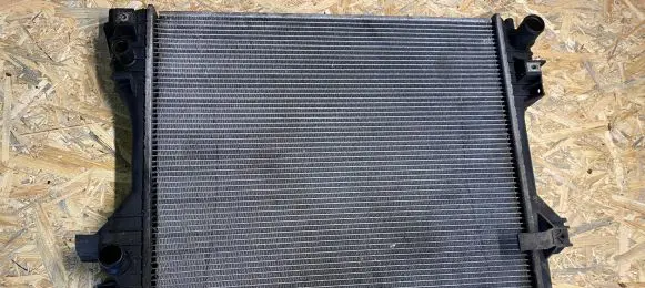 Jaguar S-Type Coolant radiator 4R838005BB