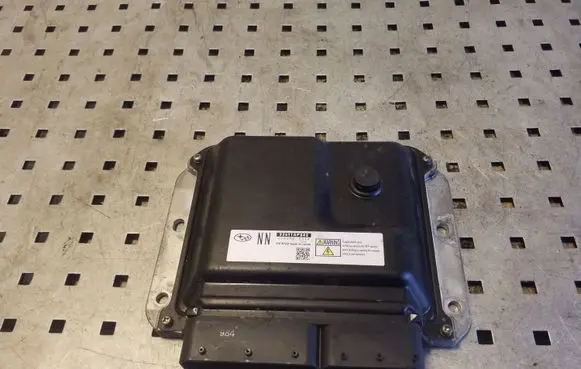 Subaru Outback Engine control unit/module 22611AP842 2758009844