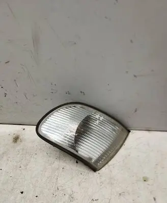 Mercedes-Benz ML W163 Front indicator light