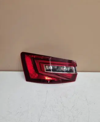 Skoda Superb B8 (3V) Rear/tail lights 3V9945207 00197719 00187275